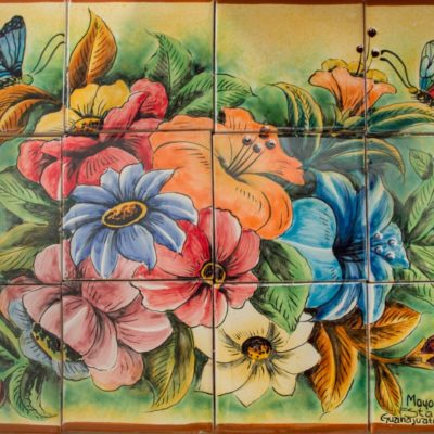 Mural 12 pzas. Flores mariposas